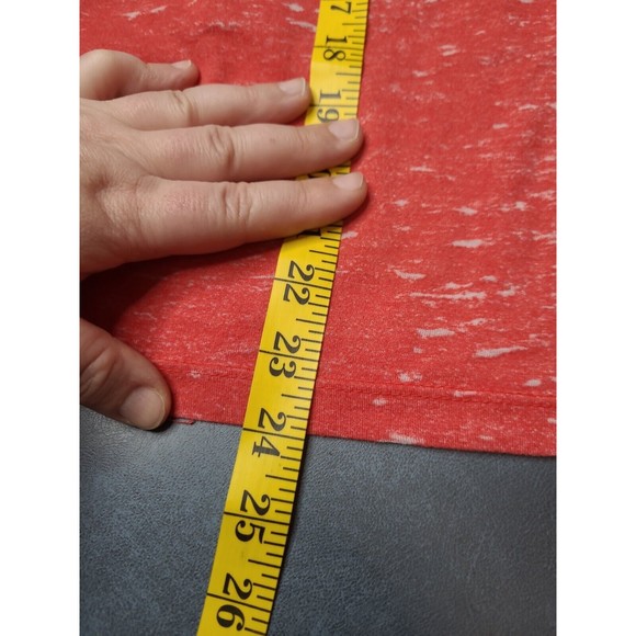 Detroit Tigers Majestic Women's Red V-Neck Burnout T-Shirt Size M - Picture 6 of 6